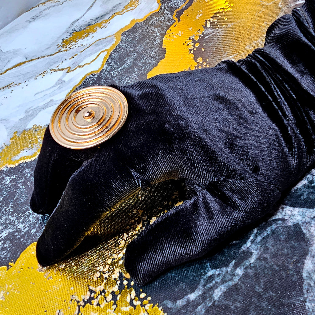 Hypnotized Round Statement Ring