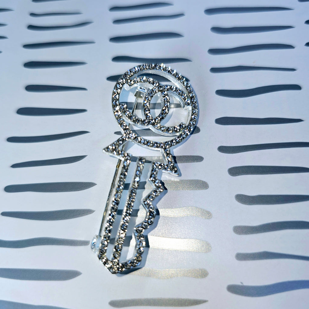 X'Quisit Designer Brooches