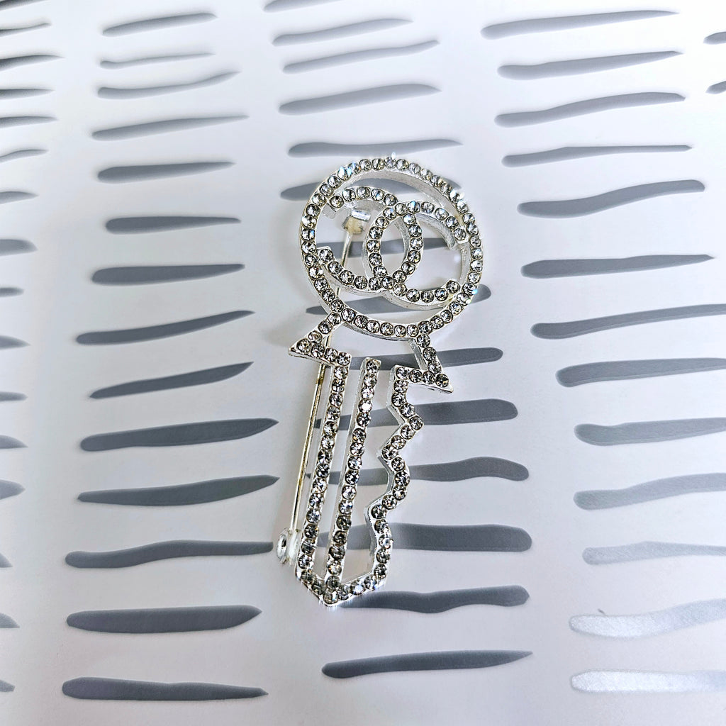 X'Quisit Designer Brooches