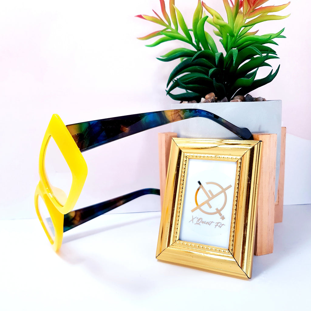 Naie Clear Figure Sunglasses