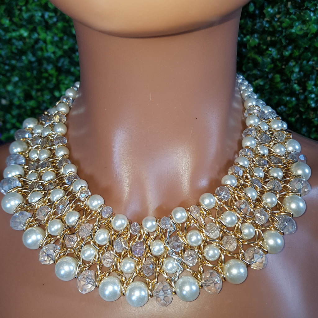 Crxstal Pearl Necklace