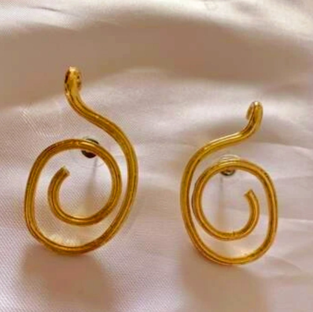 Down For The Swirl Earring