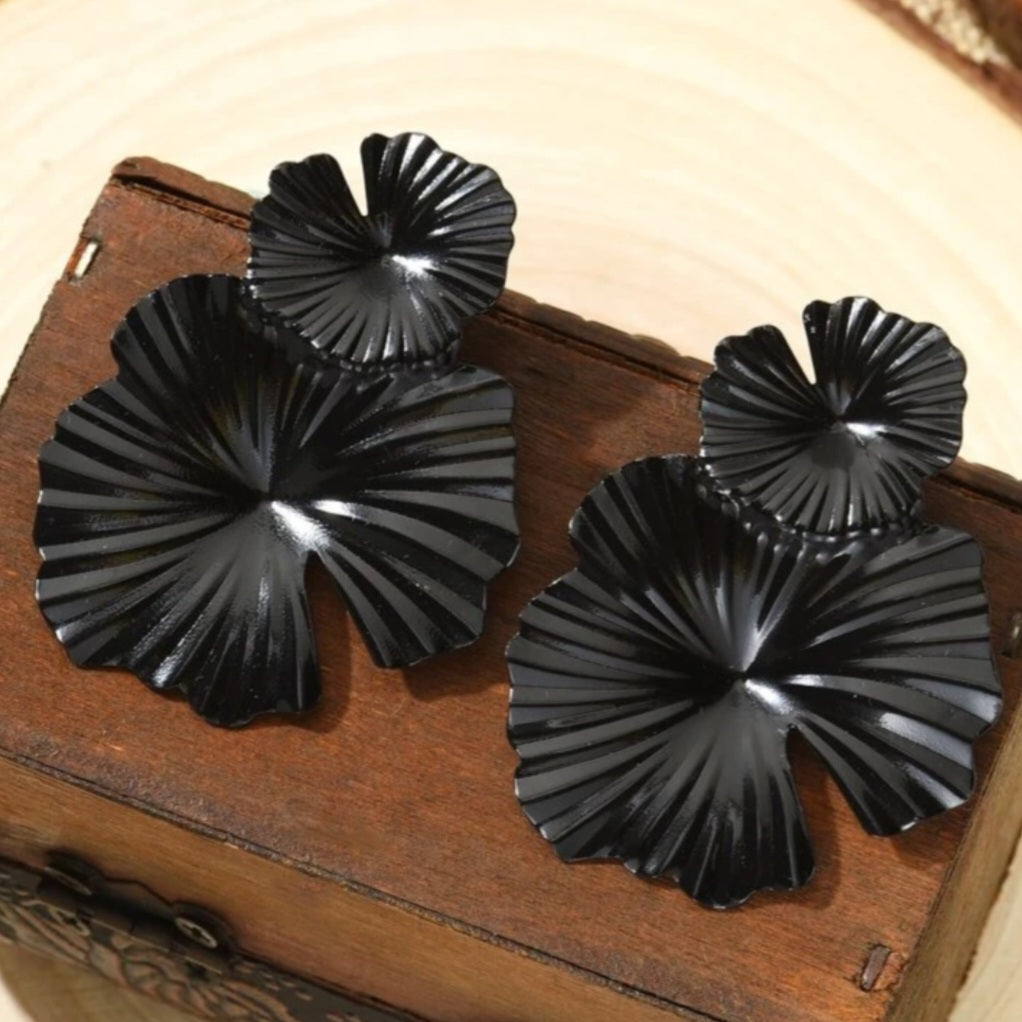 Open Petals Earrings